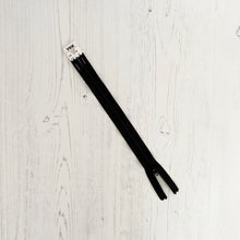 Load image into Gallery viewer, Zip: Black, 25cm (10in), YKK, Closed End
