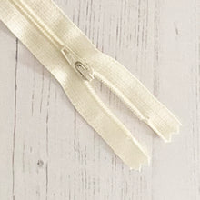 Load image into Gallery viewer, Zip: Cream, 36cm (14in), YKK, Closed End