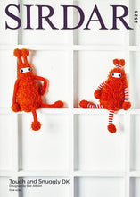 Load image into Gallery viewer, Knitting Pattern: Aliens in Sirdar Touch and Snuggly DK Yarn