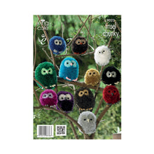 Load image into Gallery viewer, Knitting Pattern: Owls in Tinsel Chunky Yarn
