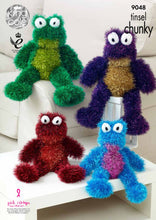 Load image into Gallery viewer, Knitting Pattern: Frog in Tinsel Chunky Yarn