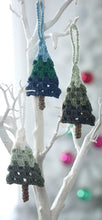 Load image into Gallery viewer, SALE: Christmas Crochet Book 4 by King Cole
