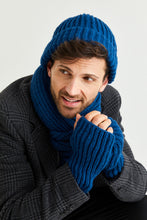Load image into Gallery viewer, SALE: Knitting Pattern Book: Knits for Men