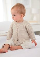 Load image into Gallery viewer, Newborn Knitting Book 3 for Premature Babies to 18 Months