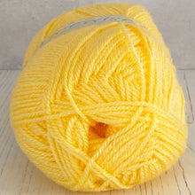 Load image into Gallery viewer, DK Yarn: King Cole Pricewise DK, Buttermilk, 100g