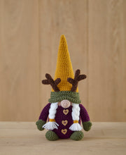 Load image into Gallery viewer, Christmas Crochet Book 9 by King Cole
