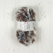 Load image into Gallery viewer, Yarn: Brown Luxury Faux Fur Yarn, Beaver, 100g
