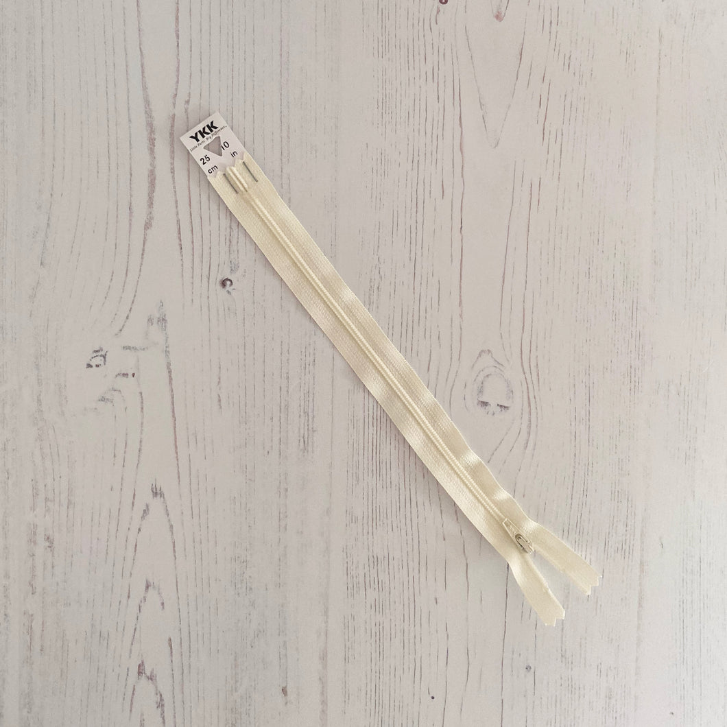 Zip: Cream, 25cm (10in), YKK, Closed End