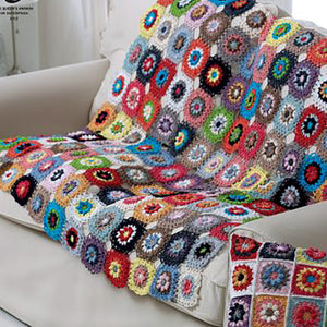 Crochet Pattern: Granny Squares Throw and Cushion in 4 Ply Yarn