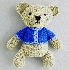 Knitting Pattern: Sirdar Bunny and Bear