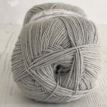 Load image into Gallery viewer, Knitting Kit: Summer Tops for Ladies in Cotton 4 Ply Yarn
