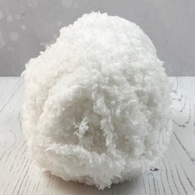 Load image into Gallery viewer, Chunky Yarn: Cuddles, White, 50g
