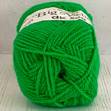 Load image into Gallery viewer, DK Yarn: King Cole Big Value DK, Emerald, 50g
