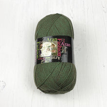 Load image into Gallery viewer, Aran Yarn: Forest Green Fashion Aran with Wool, 400g
