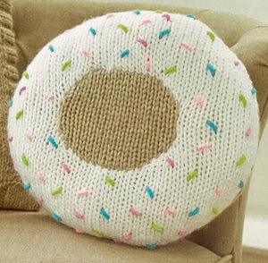 Knitting Pattern: Novelty Cushions in Super Chunky Yarn