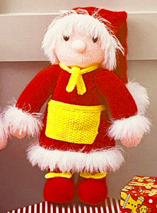 Knitting Pattern: Mr and Mrs Claus Knitted Toys