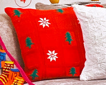 Load image into Gallery viewer, Knitting Pattern: Advent Calendar Garland and Christmas Cushions

