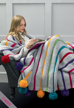 Load image into Gallery viewer, Knitting Pattern: Throws in Super Chunky Yarn
