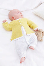 Load image into Gallery viewer, Newborn Knitting Book 1 for Premature Babies to 18 Months
