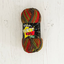 Load image into Gallery viewer, Sock Yarn: Party Glitz 4 Ply in Grinch, 100g ball
