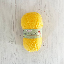 Load image into Gallery viewer, DK Yarn: King Cole Pricewise DK, Buttermilk, 100g
