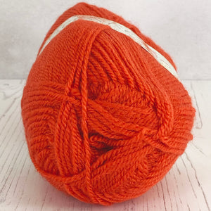 DK Yarn: King Cole Pricewise DK, Flame, 100g