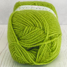 Load image into Gallery viewer, DK Yarn: King Cole Pricewise DK, Grass, 100g
