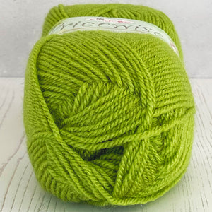 DK Yarn: King Cole Pricewise DK, Grass, 100g