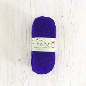 DK Yarn: King Cole Pricewise DK, Purple, 100g