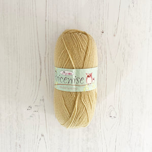 DK Yarn: King Cole Pricewise DK, Sand, 100g