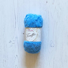 Load image into Gallery viewer, Yarn: Truffle, Blue Ice, 100g
