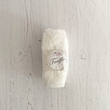 Load image into Gallery viewer, Yarn: Truffle, White, Coconut, 100g

