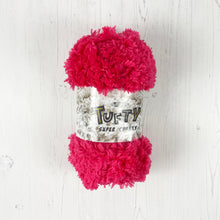 Load image into Gallery viewer, Super Chunky Yarn: Tufty, Peony, 200g

